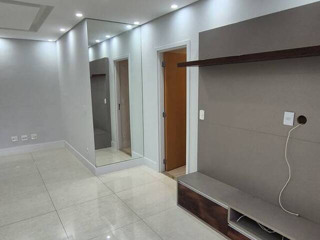 Apartamento para Venda em Santana de Parnaíba - 2