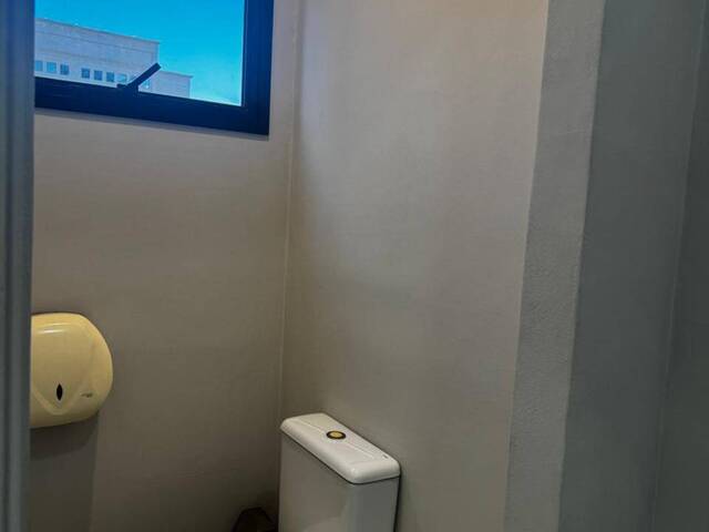 Sala para Venda em Barueri - 5
