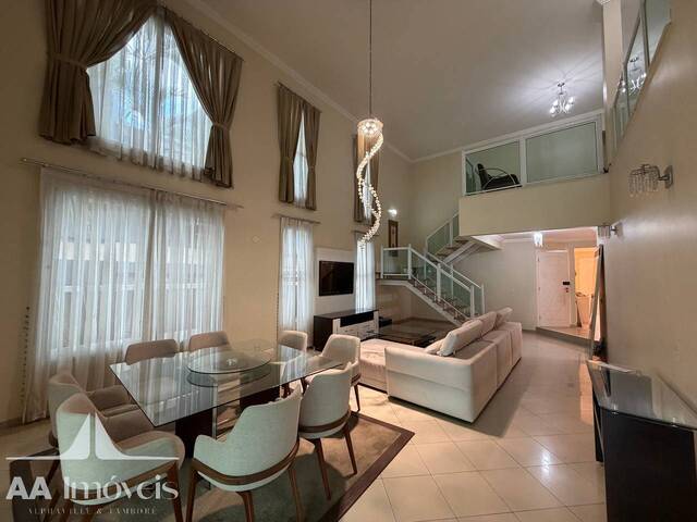 Casa para Venda em Santana de Parnaíba - 4